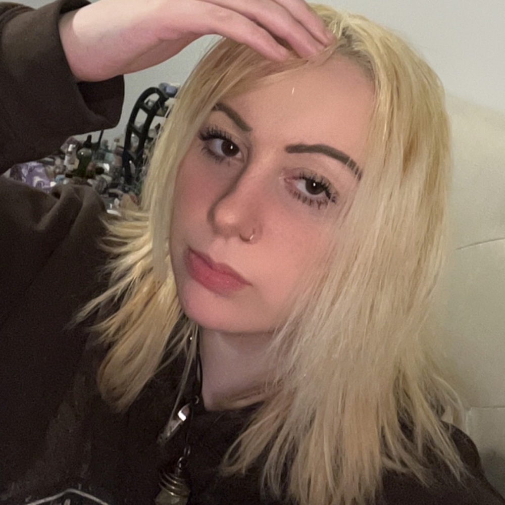 Meet your Posher, Nicole